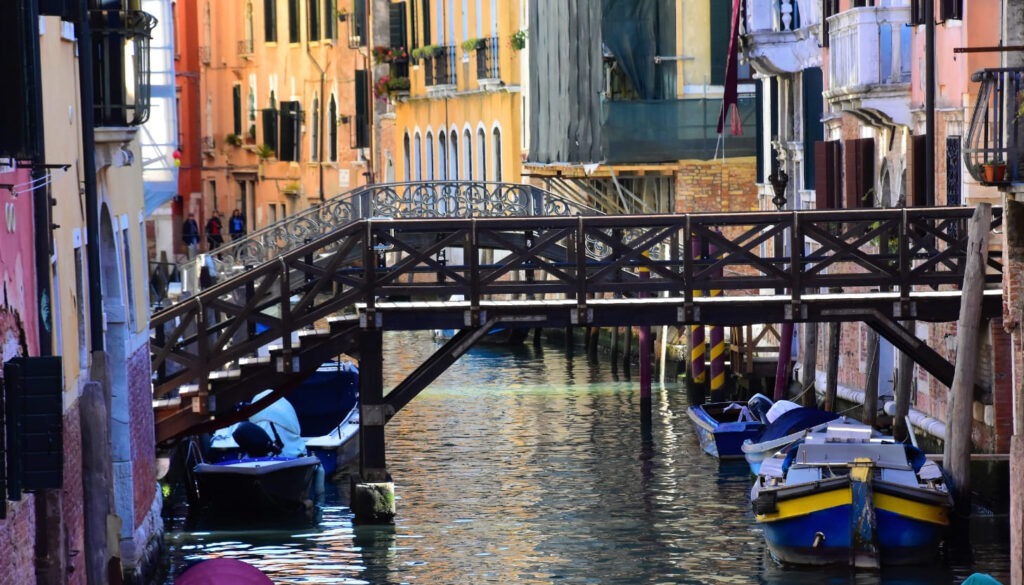 Entdecke die Geheimnisse des Stadtteils Cannaregio