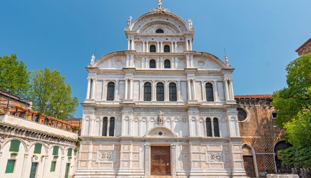 Entdecke die Schätze der Kirche San Zaccaria in Venedig