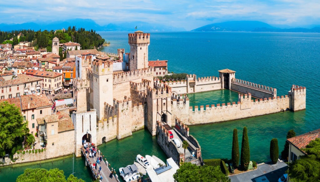 Entdecke die charmante Stadt Sirmione