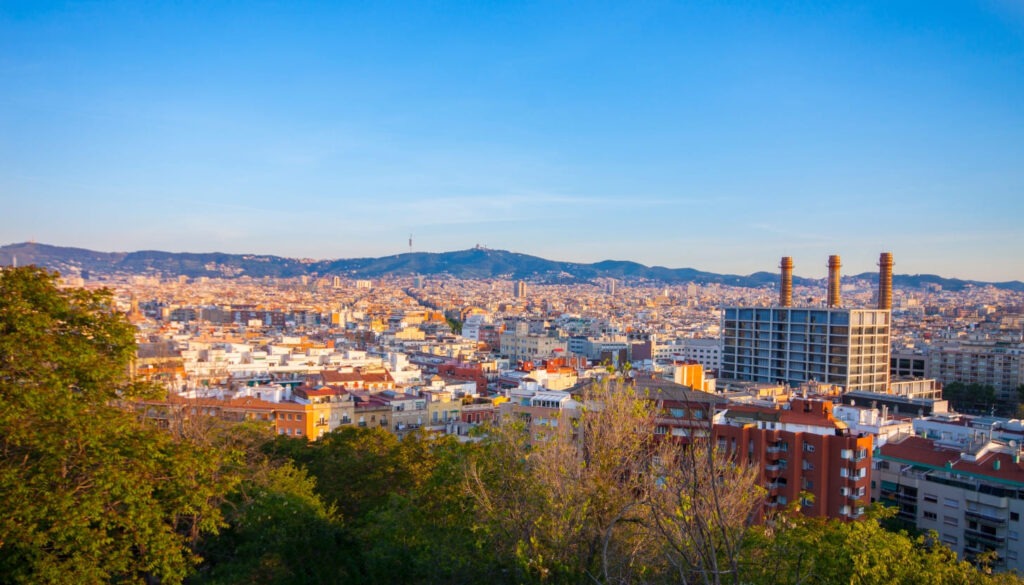 Genieße den Panoramablick vom Montjuïc