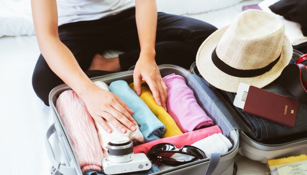 Packliste für den Urlaub: Kleidung und Accessoires – Die Essentials für jede Reise