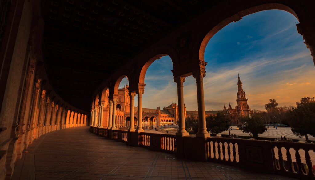 Mache einen Ausflug zum Plaza de España