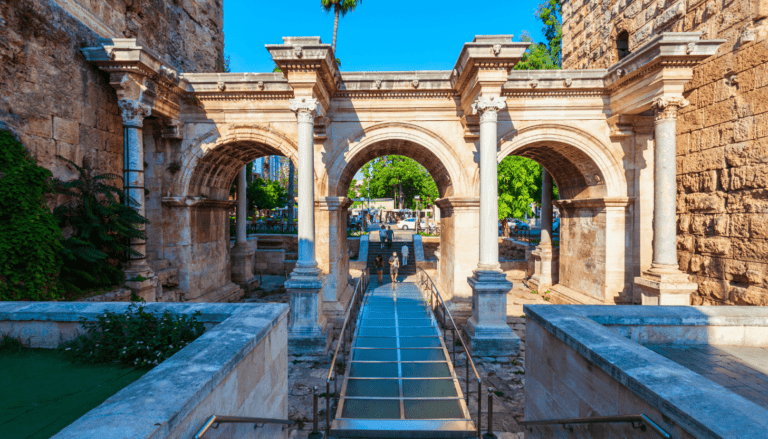 Hadrianstor in Antalya