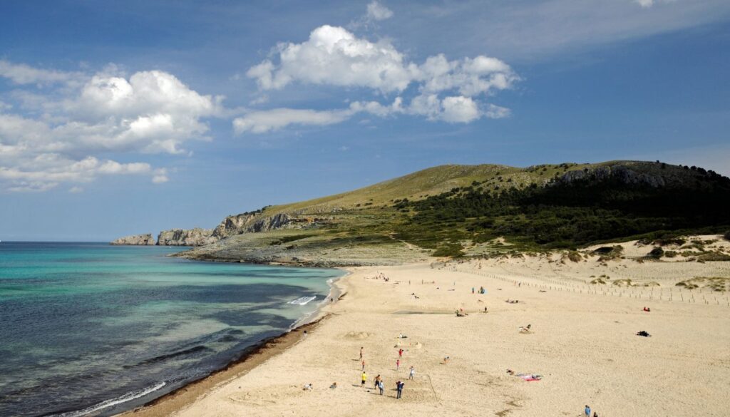 Cala Mesquida_ Natur pur und kristallklares Wasser