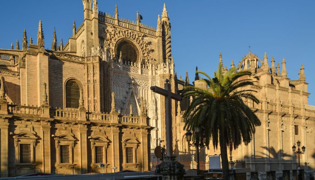 Die Kathedrale von Sevilla_ Größte gotische Kirche der Welt