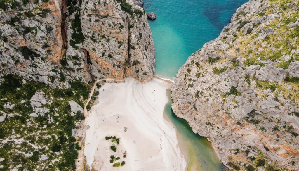 Sa Calobra_ Ein spektakulärer Abstieg zum Meer