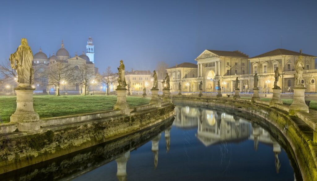 Die Prato della Valle_ Ein architektonisches Juwel in Padua