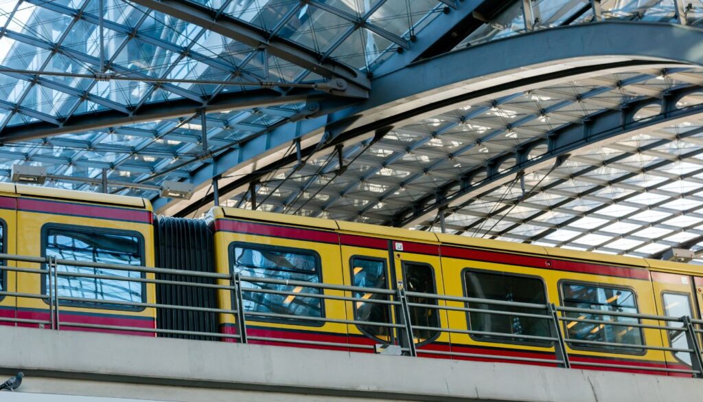 Öffentliche Verkehrsmittel statt Taxis und Mietwagen